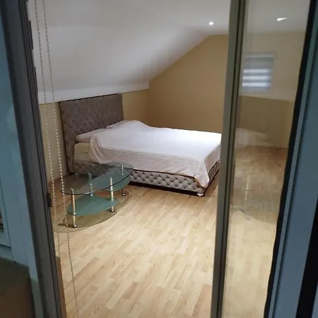 בית נופש Vikendica Teslic *