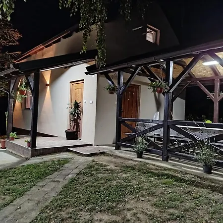 Vikendica Teslic בית נופש *